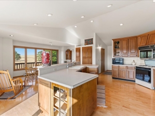 Open floorplan with lots of windows to enjoy the views!