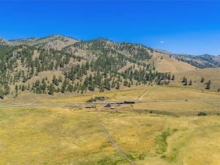 Map of 31022 Beavertail Road: 1073 acres SE of Clinton