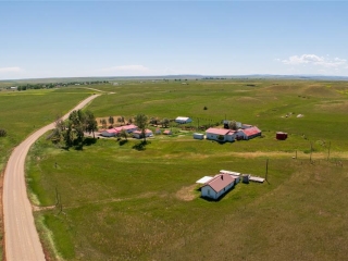 Map of Lonesome Dovetail Ranch: 375 acres North of Winnett