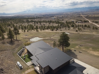 Helena Custom Home And Guest Quarters On Acreage Bordering Public Lands