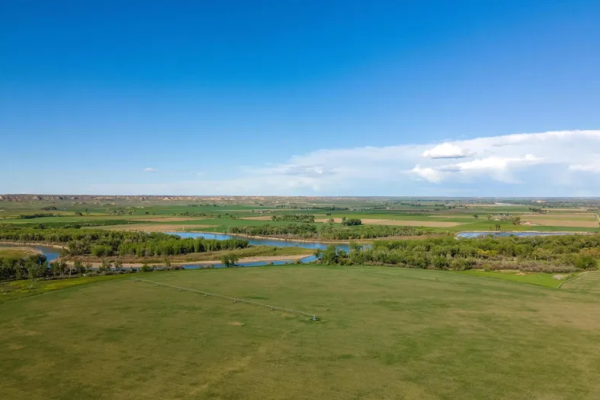 Sportsman's Property Nestled Along The Yellowstone River