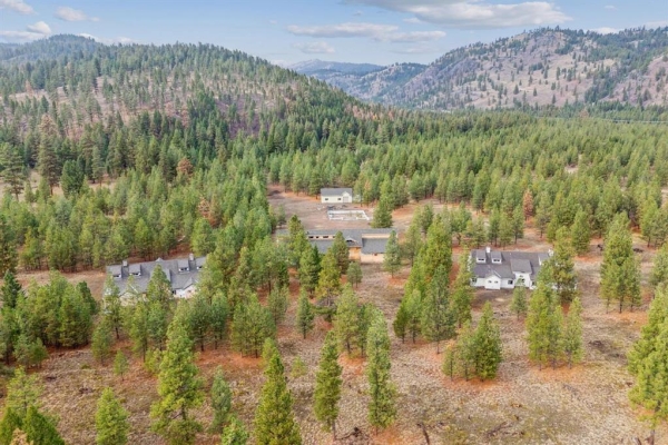 Map of Elbow Lake Ranch: 297.78 acres SE of Seeley Lake