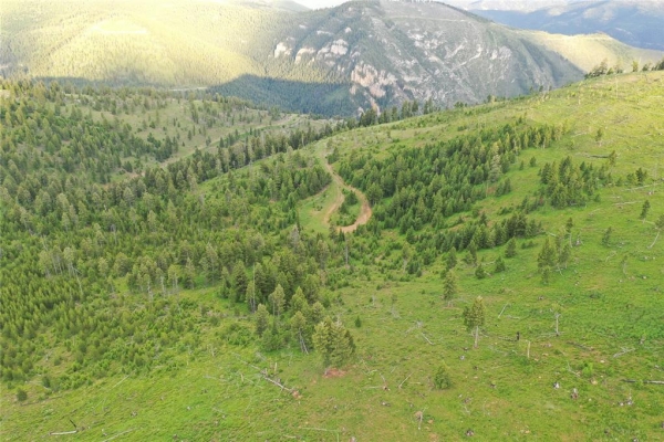 Map of 1-3,16,8 Garnet Range Tract: 916 acres NW of Drummond