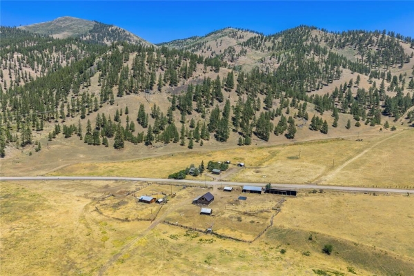 Map of 31022 Beavertail Road  - 441 Acres: 441 acres SE of Clinton