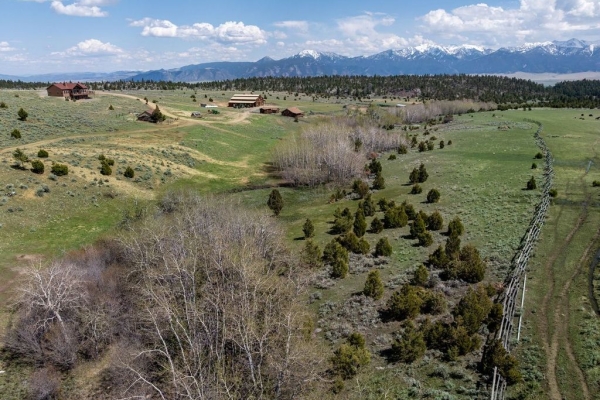 Dry Creek Highland Ranch