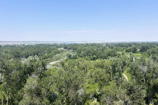 Yellowstone River Hunting Retreat